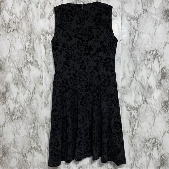 Simply Liliana Black Velvet Floral Print Dress‎ - Picture 8 of 8